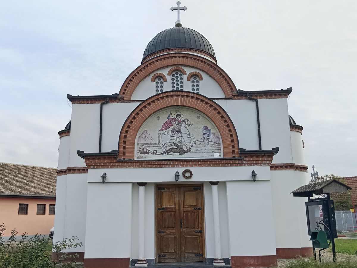 Церковь Георгия Победоносца, Сонта (АК Воеводина, Западно-Бачский округ, Сербия). архитектурные детали