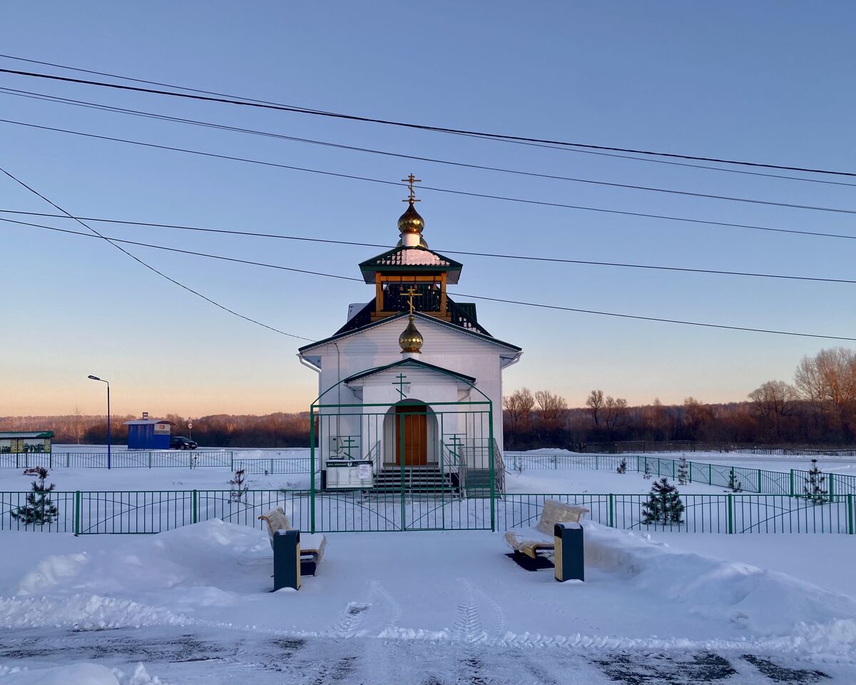 Церковь Георгия Победоносца, Красная Поляна (Назаровский район, Красноярский край). фасады, Вид с запада