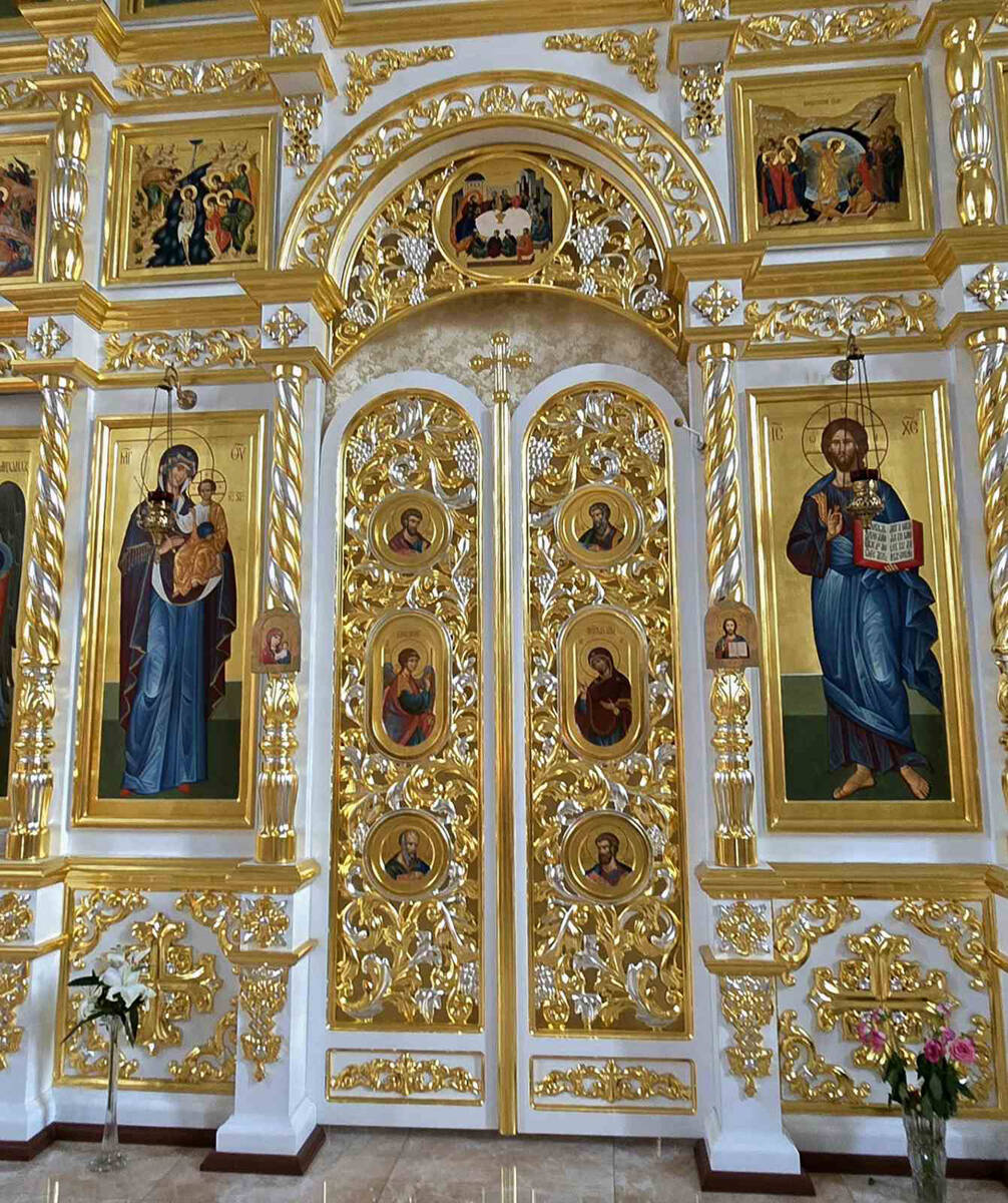 Церковь Луки (Войно-Ясенецкого), Минск (Минск, город, Беларусь, Минская область). интерьер и убранство, Златые врата