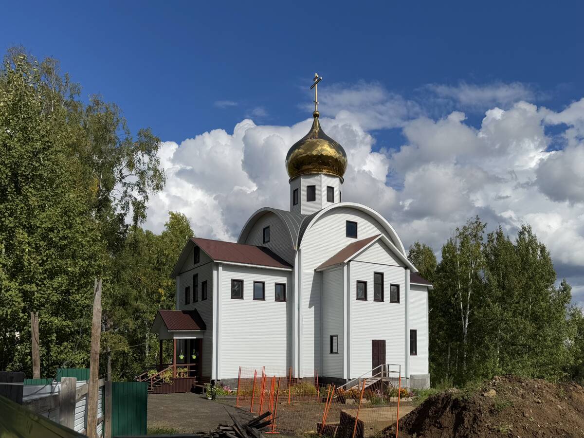 Церковь Михаила Архангела, Усть-Илимск (Усть-Илимский район, Иркутская область). фасады, Вид с юго-запада