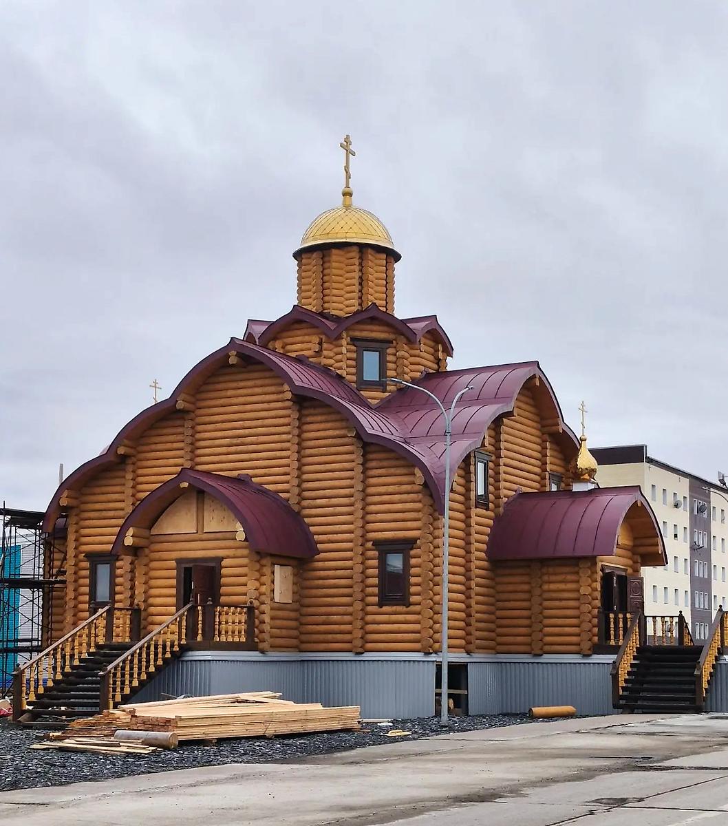 документальные фотографии. Церковь Серафима Саровского (строящаяся), Белушья Губа (Новая Земля, Архангельская область)