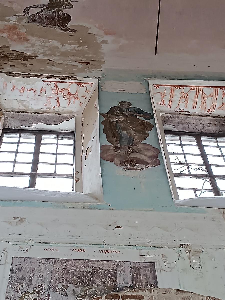 интерьер и убранство. Церковь Троицы Живоначальной, Троица-Чудцы, урочище (Галичский район, Костромская область)