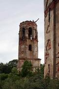 Колокольня храмового комплекса, Вид на южный фасад колокольни от собора<br>, Буреги, Старорусский район, Новгородская область