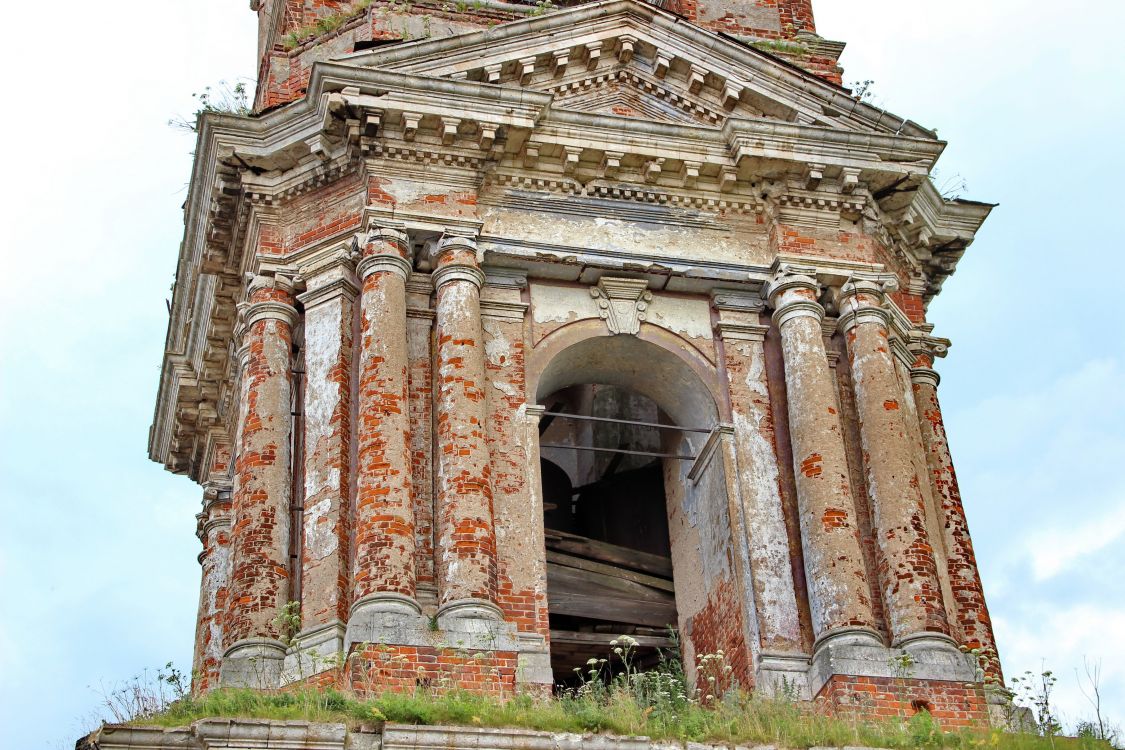 Колокольня храмового комплекса, Курба (Ярославский район, Ярославская область). архитектурные детали