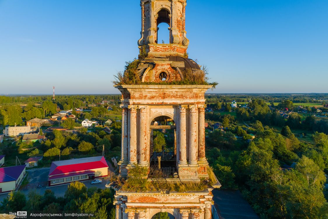 Колокольня храмового комплекса, Курба (Ярославский район, Ярославская область). архитектурные детали