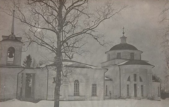 Церковь Рождества Пресвятой Богородицы (старая), Пруссы (Мытищинский городской округ и гг. Долгопрудный, Лобня, Московская область). архивная фотография, Фото нач. 20 в. Источник fishki.net3246610-selo-prussy-zdesy-byl-shehtely.html