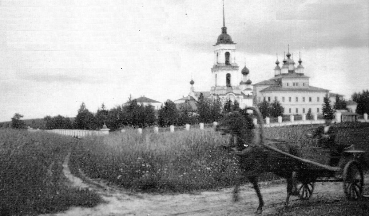 архивная фотография. Храмовый комплекс. Церкви Вознесения Господня и Рождества Пресвятой Богородицы, Пречистое (погост Чудь) (Череповецкий район, Вологодская область)
