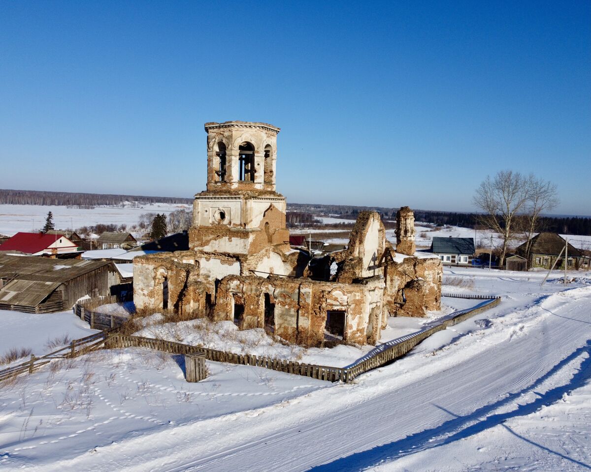 Церковь Спаса Нерукотворного Образа, Ишим (Яйский район, Кемеровская область). фасады, Вид с ЮВ