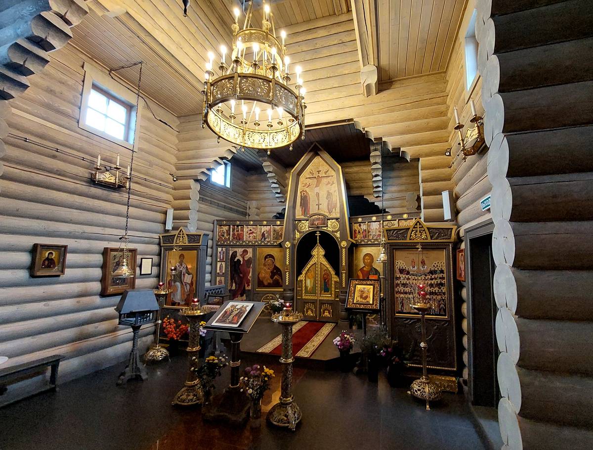 Церковь Собора новомучеников и исповедников Санкт-Петербургских, Петро-Славянка (Санкт-Петербург, Колпинский район, г. Санкт-Петербург). интерьер и убранство