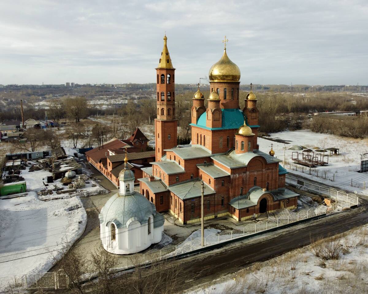 Иверский мужской монастырь, Ленинск-Кузнецкий (Ленинск-Кузнецкий район и г. Ленинск-Кузнецкий, Кемеровская область). фасады, Вид с юга