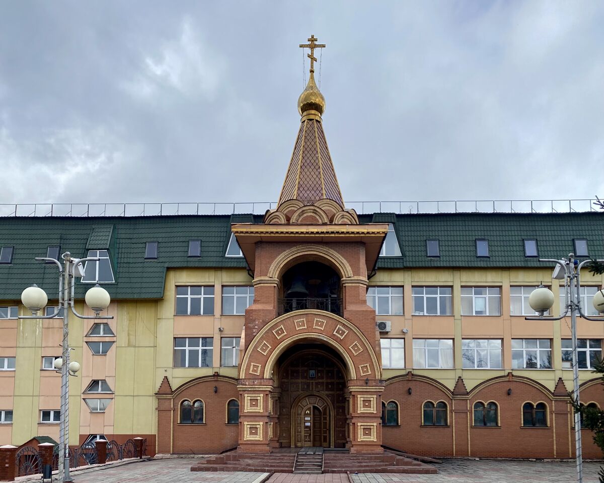 Церковь Серафима Саровского, Полысаево (Ленинск-Кузнецкий район и г. Ленинск-Кузнецкий, Кемеровская область). фасады, Вид с востока