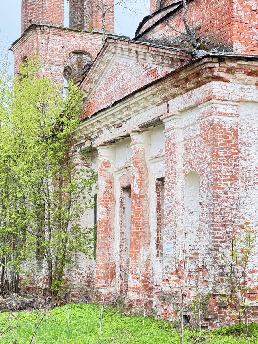 Церковь Покрова Пресвятой Богородицы, Турково, урочище (Галичский район, Костромская область). архитектурные детали