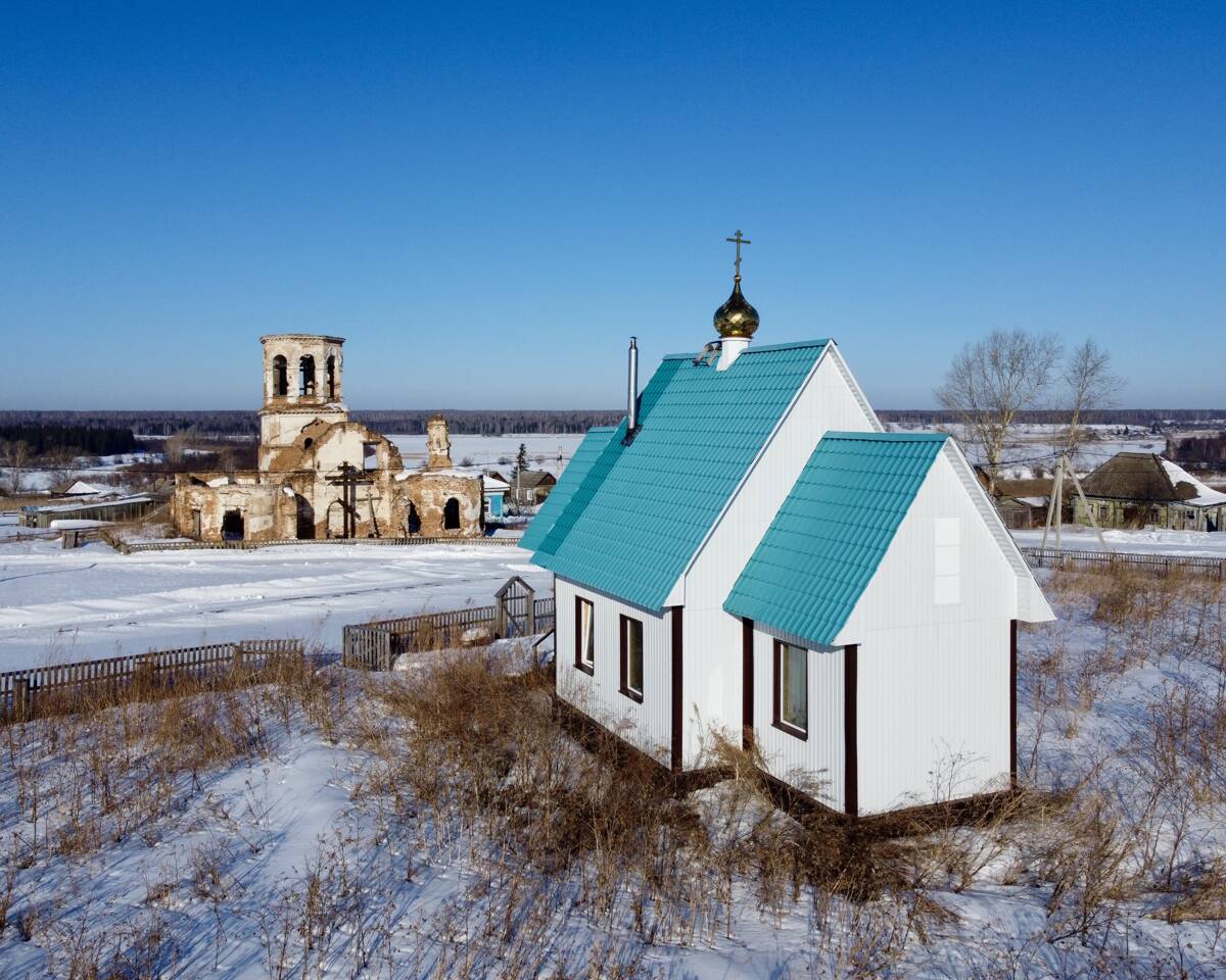 Часовня Спаса Нерукотворного Образа, Ишим (Яйский район, Кемеровская область). фасады, Вид с ЮВ на воне церкви