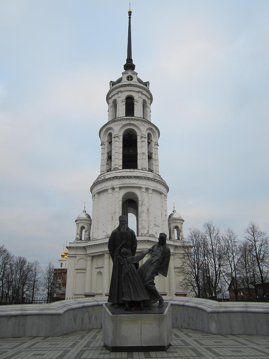 Колокольня и памятник новомученникам Российским, дополнительная информация. Соборная колокольня, Шуя (Шуйский район, Ивановская область)