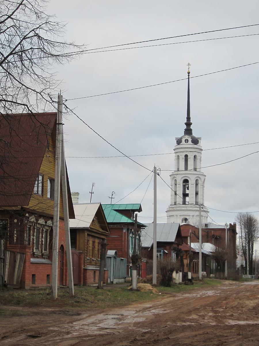 общий вид в ландшафте. Соборная колокольня, Шуя (Шуйский район, Ивановская область)