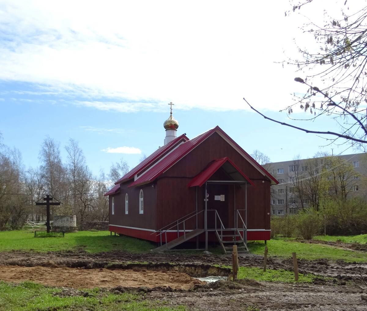 Церковь Луки (Войно-Ясенецкого), Лаголово (Ломоносовский район, Ленинградская область). общий вид в ландшафте, Церковь святителя Луки Крымского