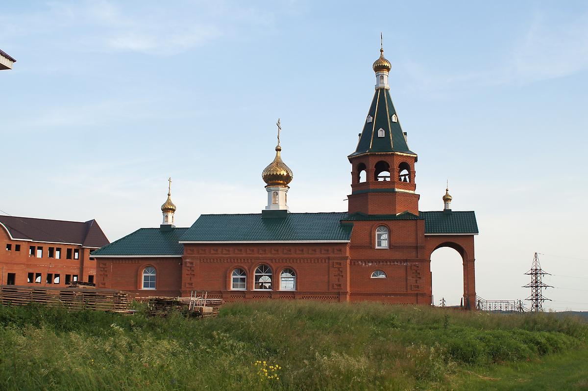 фасады. Варваринский женский монастырь. Церковь Варвары Скворчихинской, Скворчиха (Ишимбайский район, Республика Башкортостан)
