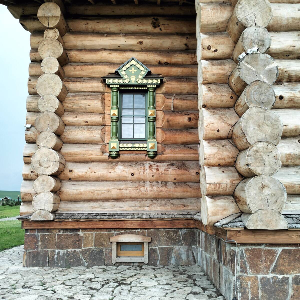 Церковь Николая Чудотворца, Новотырышкино (Смоленский район, Алтайский край). архитектурные детали, Апсида