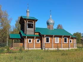 Шекшема. Церковь Троицы Живоначальной