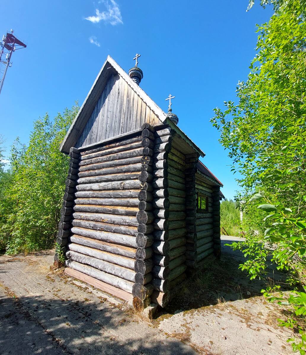 Неизвестная часовня, Кривой Порог (Кемский район, Республика Карелия). фасады