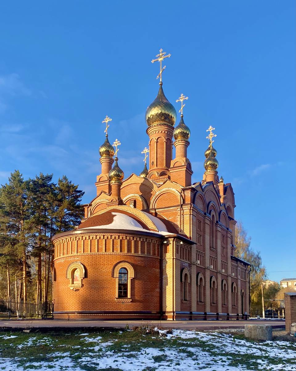 Церковь Спиридона Тримифунтского, Кемерово (Кемерово, город, Кемеровская область). фасады, Вид с СВ