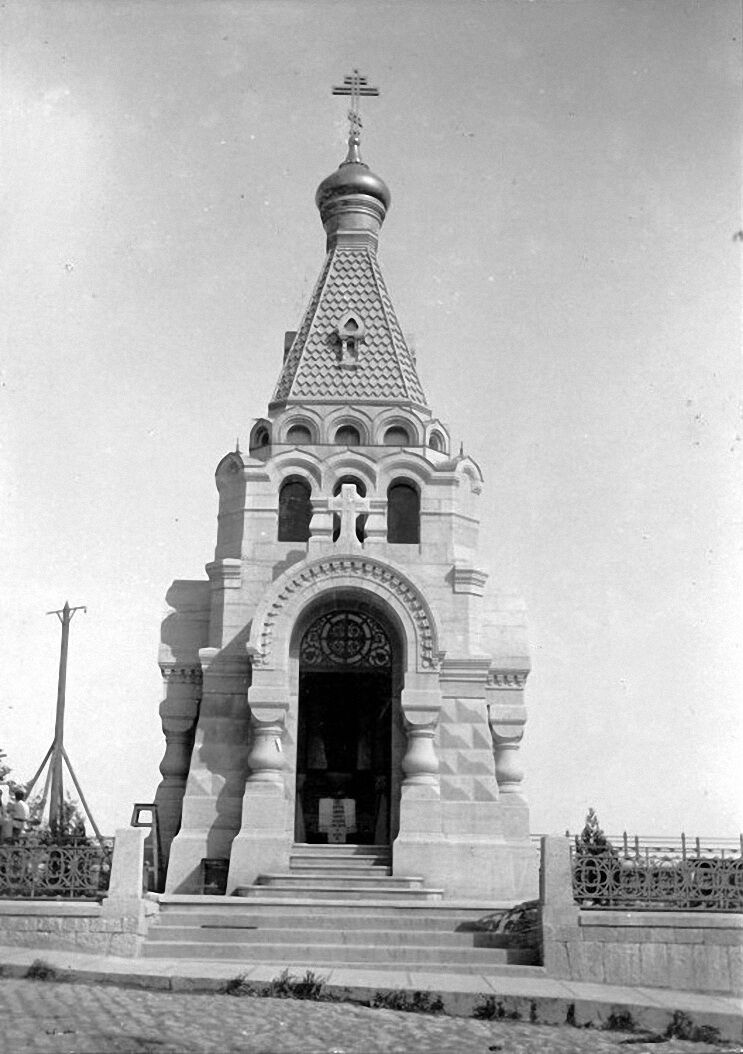 Часовня Николая Чудотворца (старая), Ялта (Ялта, город, Республика Крым). архивная фотография, Фото 1897 года из путешествия Антона Штуксберга в Крым и на Кавказ