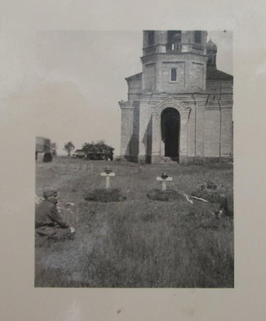 Фото2- Фото из личного архива (быв.председателя) Пенькова В.Т., 2012 г., документальные фотографии. Церковь Михаила Архангела, Погожее (Тимский район, Курская область)