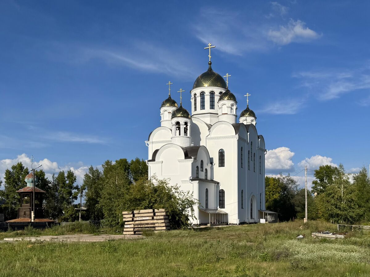 Церковь Преображения Господня в Гидростроителе (новая), Братск (Братский район, Иркутская область). фасады, Вид с юго-запада