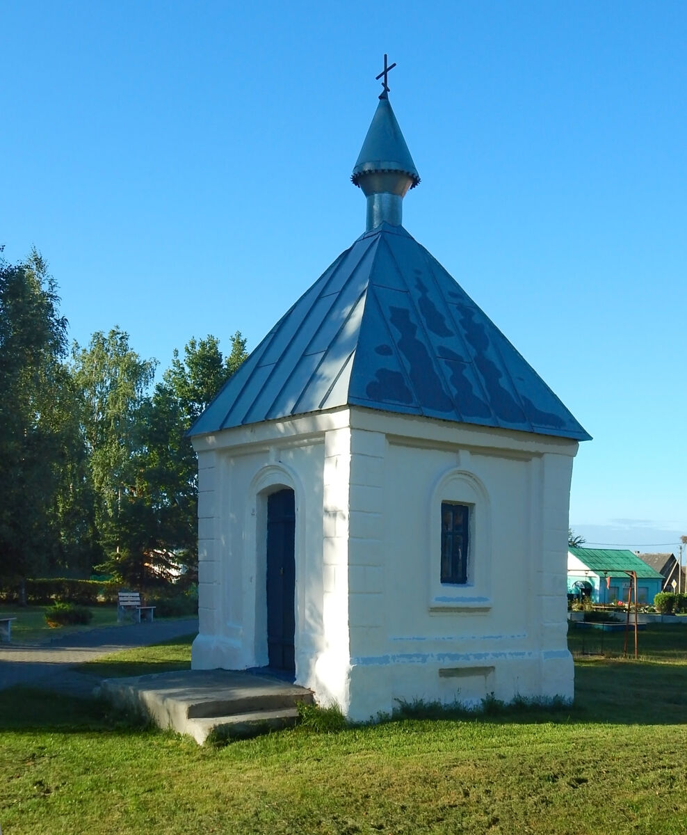 Часовня Александра Невского, Логишин (Пинский район, Беларусь, Брестская область). общий вид в ландшафте