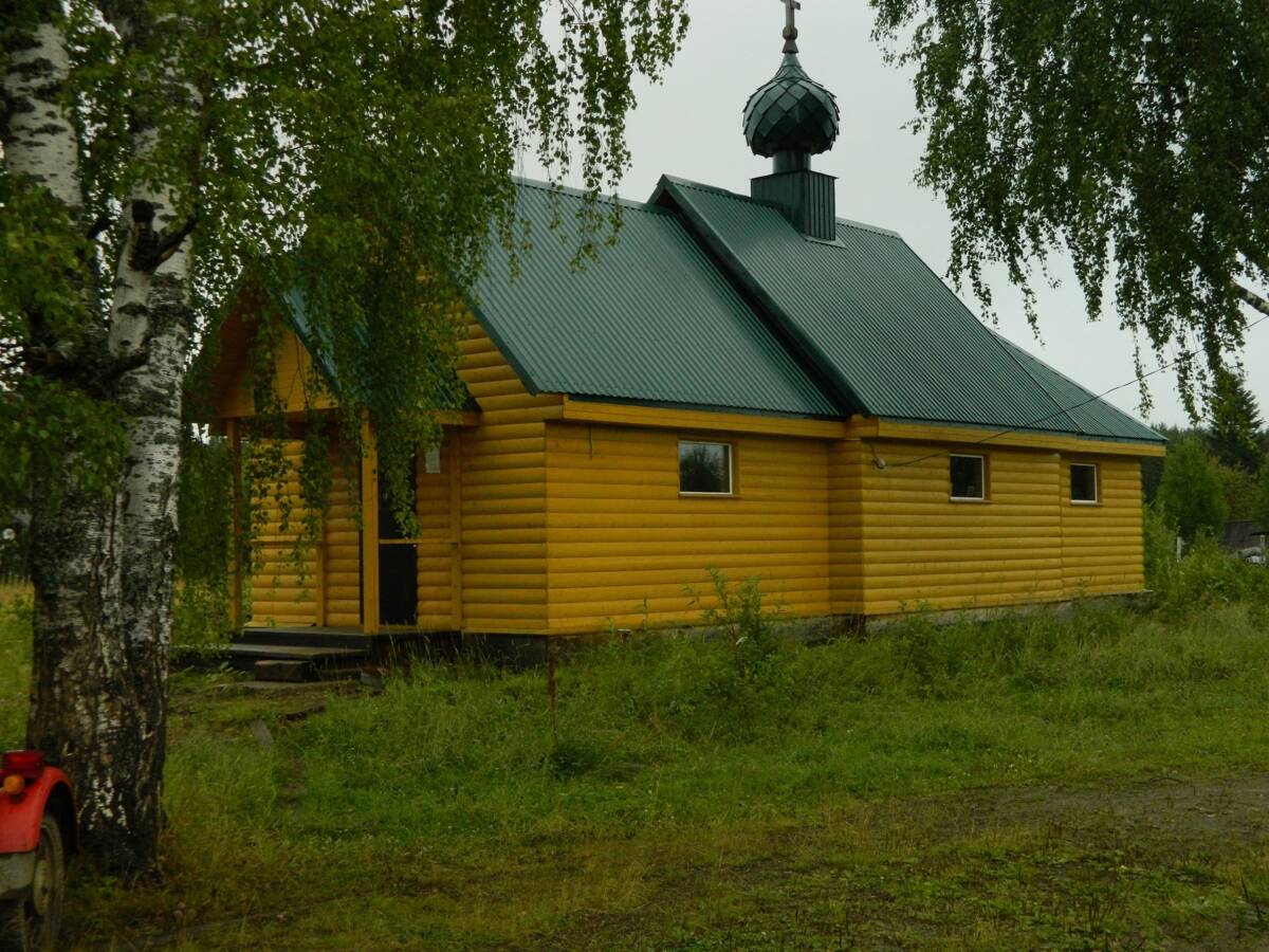 Церковь Николая Чудотворца, Зеленник (Верхнетоемский район, Архангельская область). общий вид в ландшафте