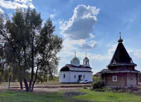 Рубёжное. Церковь Флора и Лавра