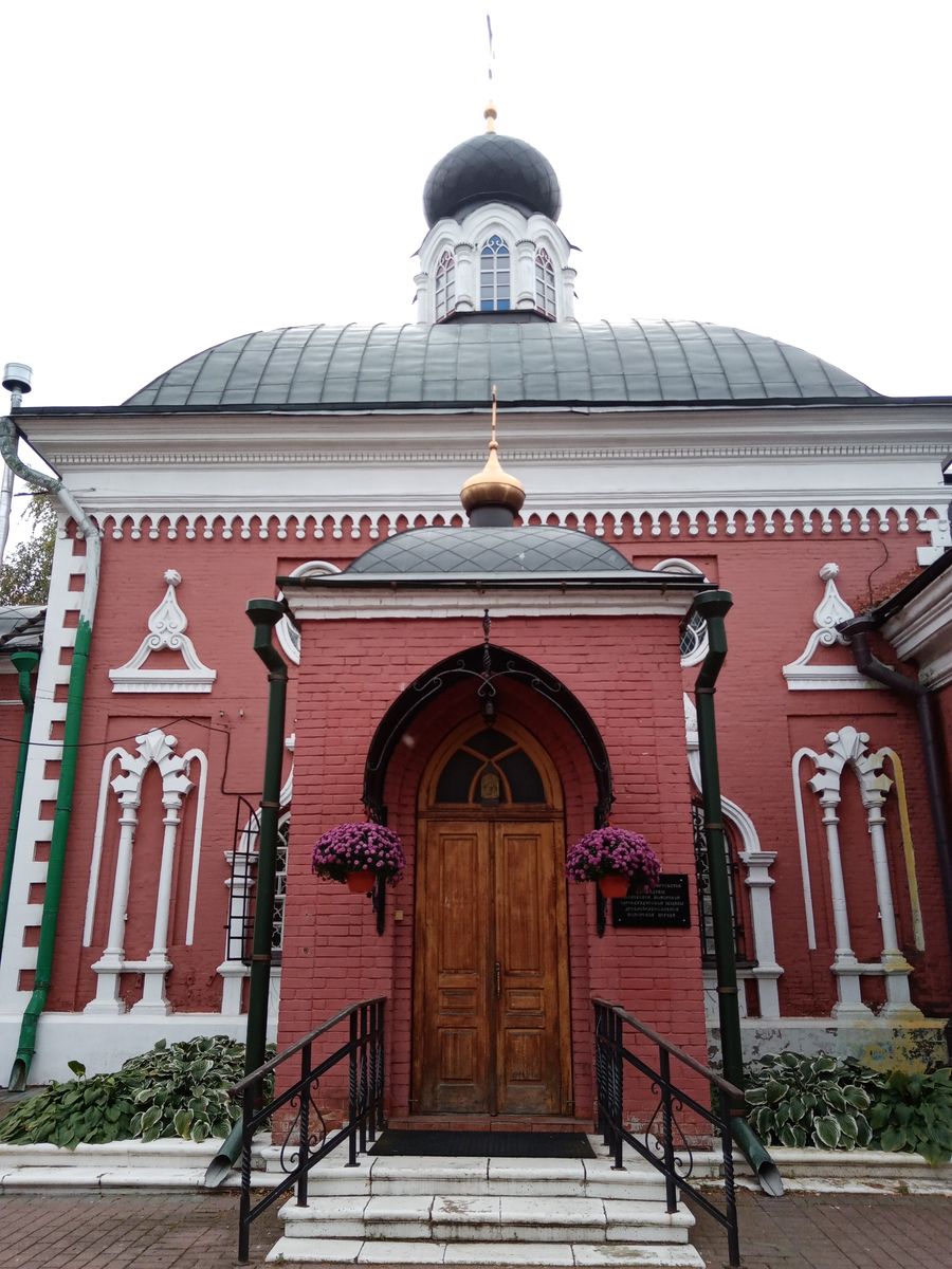 Церковь Успения Пресвятой Богородицы, Преображенское (Восточный административный округ (ВАО), г. Москва). архитектурные детали, Вход в храм