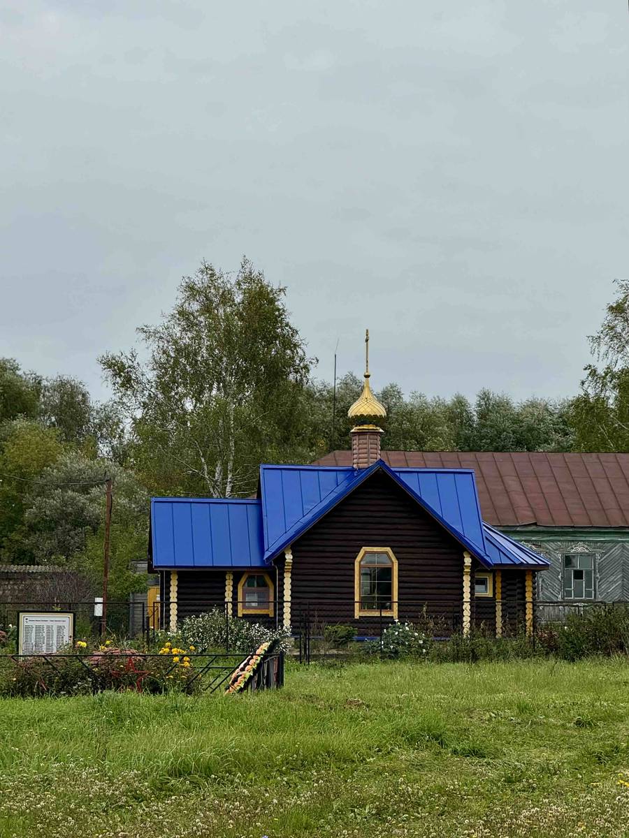 Церковь Благовещения Пресвятой Богородицы (новая), Смирново (Дивеевский район, Нижегородская область). общий вид в ландшафте