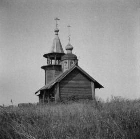 Первые Гарницы. Часовня Александра Свирского