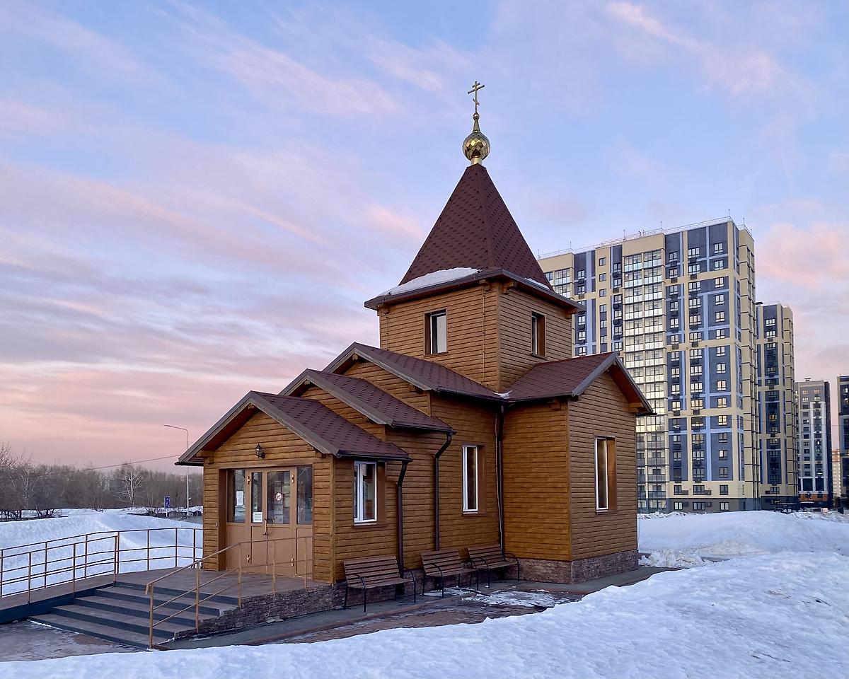 Вид с запада, фасады. Церковь Константина и Елены, Кемерово (Кемерово, город, Кемеровская область)