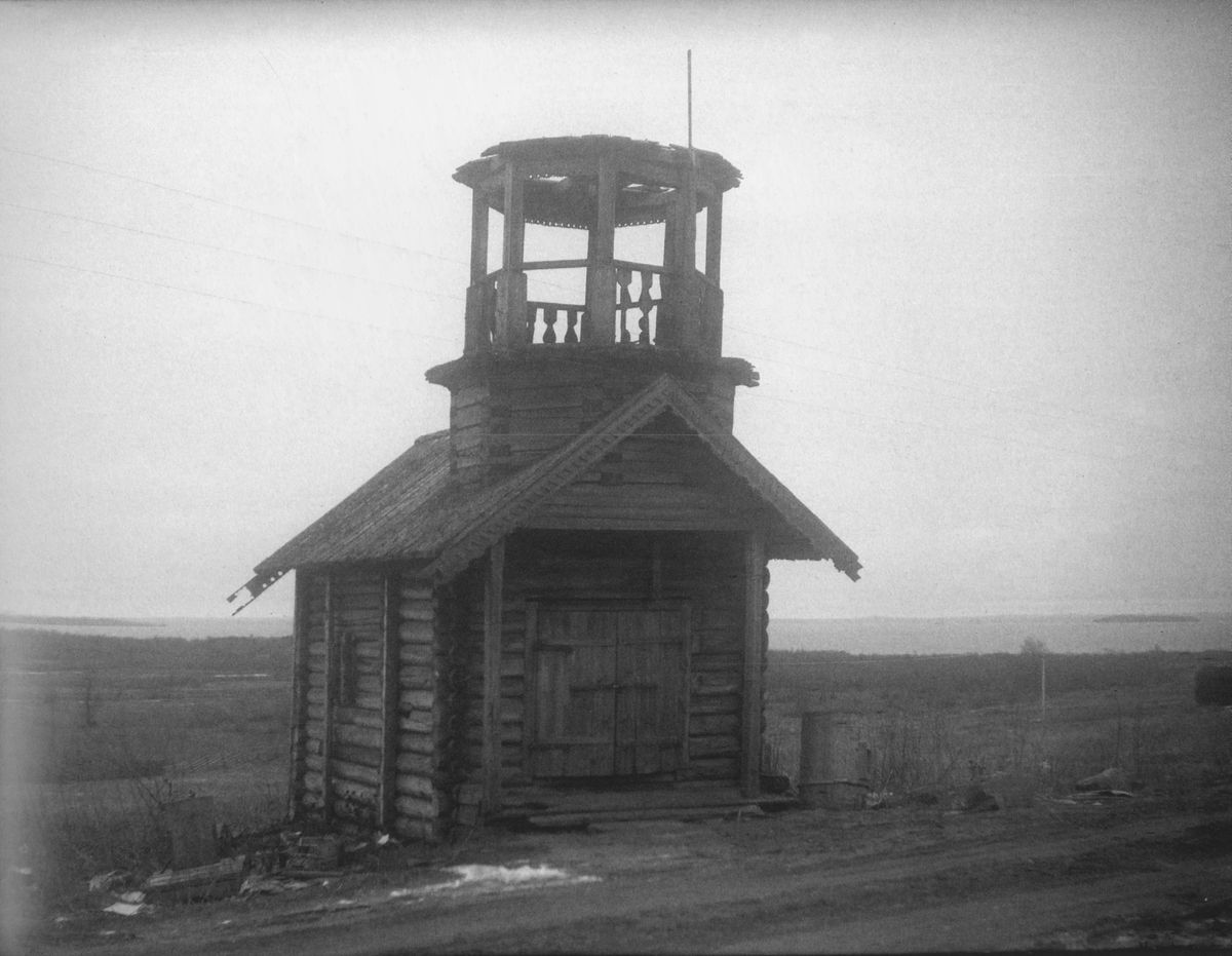 Часовня Владимирской иконы Божией Матери, Самсоново (Медвежьегорский район, Республика Карелия). архивная фотография, Фото 1942 года из фондов Kansallisarkisto. Автор Lars Pettersson