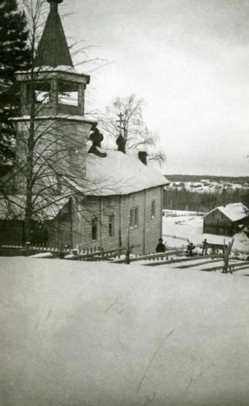 Фото 1942 года с сайта finna.fi. Автор Kaarlo Jokela, архивная фотография. Церковь Покрова Пресвятой Богородицы, Ужесельга (Прионежский район, Республика Карелия)
