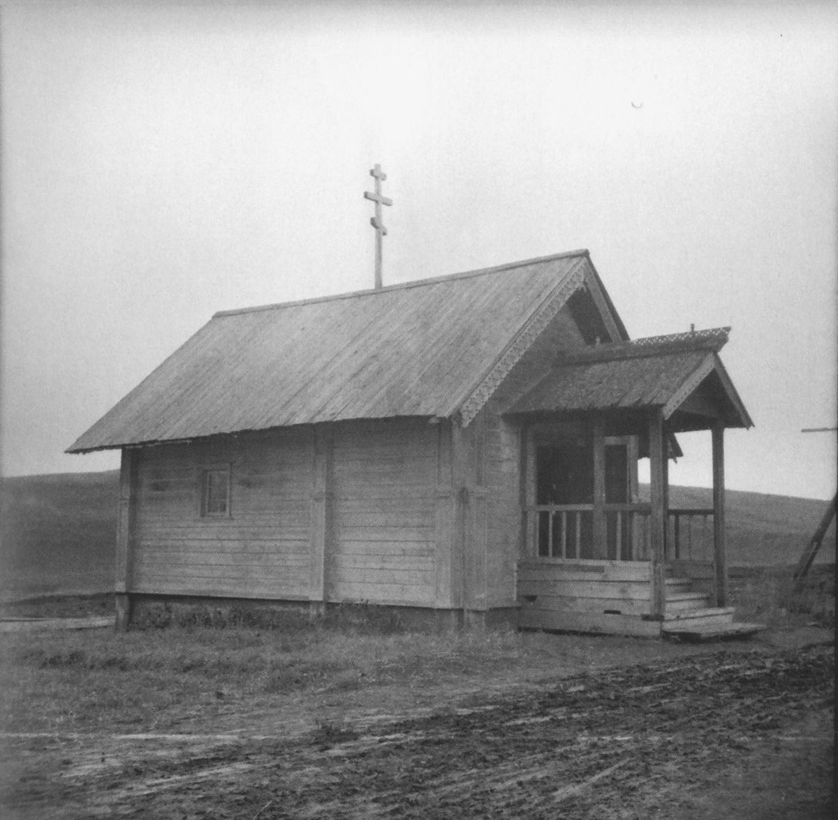 Часовня Параскевы Пятницы, Корытово, урочище (Медвежьегорский район, Республика Карелия). архивная фотография, Фото 1943 года из фондов Kansallisarkisto. Автор Lars Pettersson