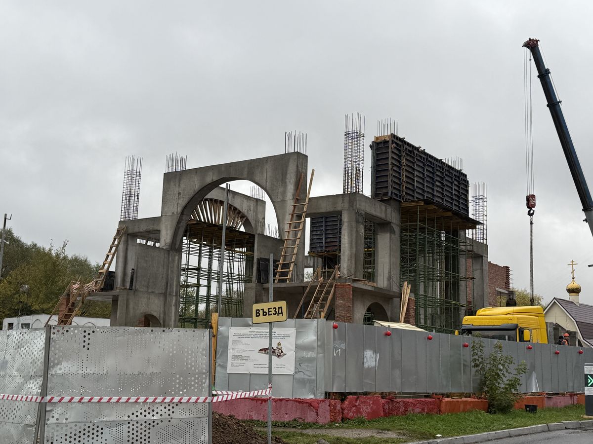 Церковь Николая, царя-мученика (строящаяся), Чертаново Южное (Южный административный округ (ЮАО), г. Москва). фасады, Вид с северо-востока