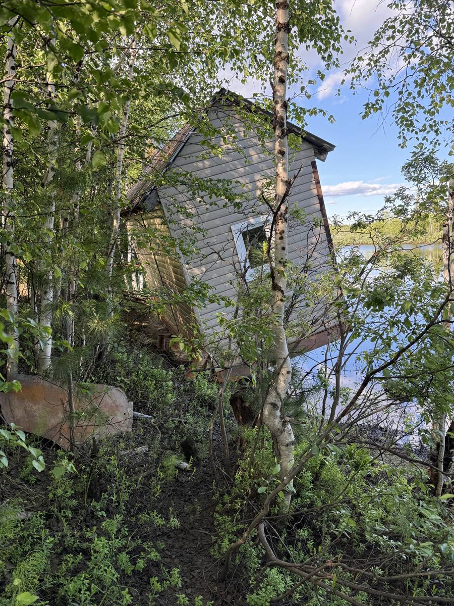 Вид с запада, фасады. Надкладезная часовня Василия Мангазейского, Пуровск (Пуровский район, Ямало-Ненецкий автономный округ)