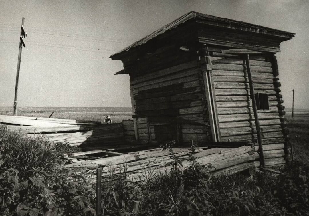 Часовня Владимирской иконы Божией Матери, Ивойловская (Холмогорский район, Архангельская область). архивная фотография, Фото 1970-х годов из паспорта ОКН. kartarf.ru