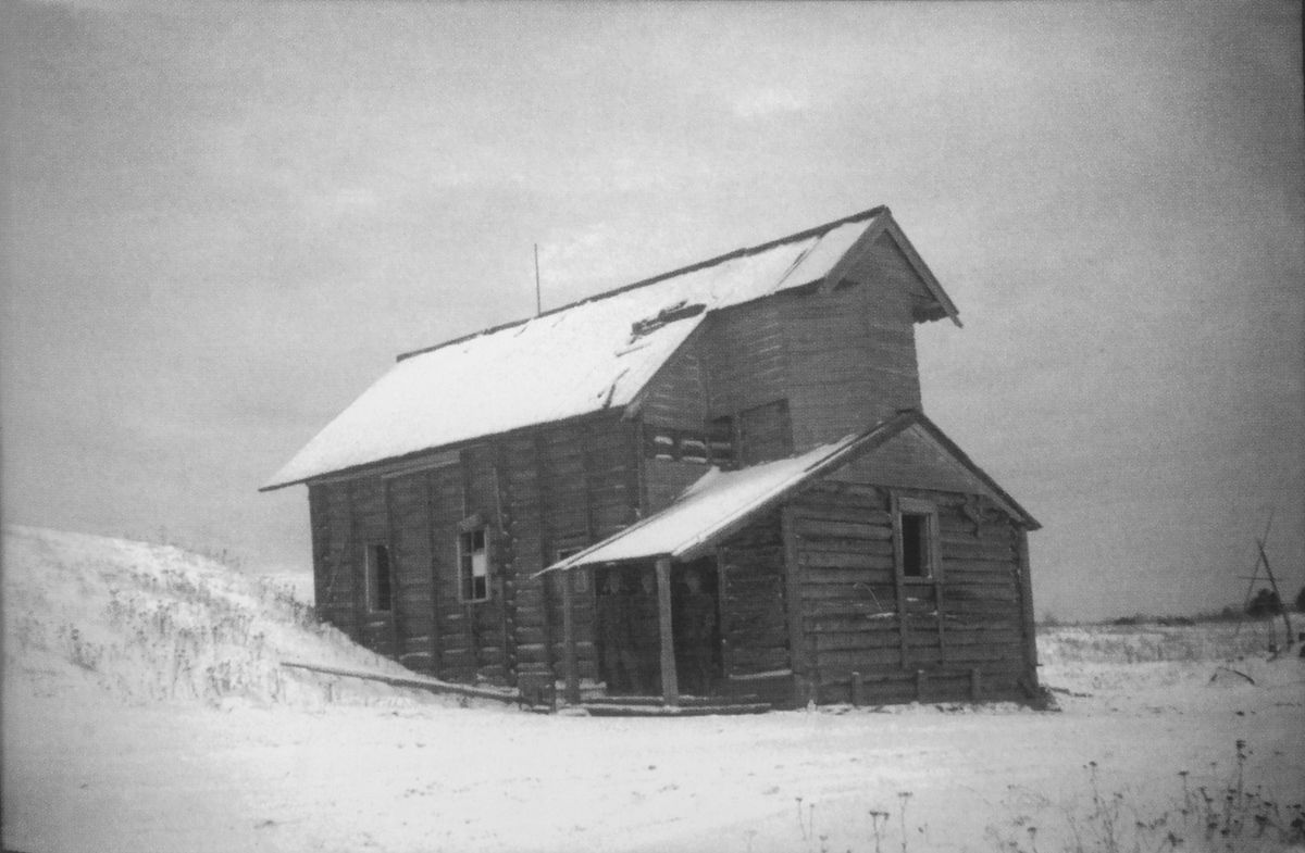 Часовня Афанасия и Кирилла, Патриархов Александрийских и Преображения Господня, Лебещина (Медвежьегорский район, Республика Карелия). архивная фотография, Фото 1942 года из фондов Kansallisarkisto. Автор Lars Pettersson