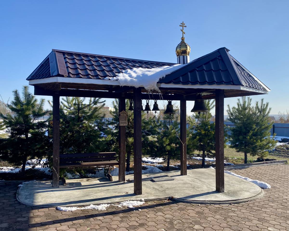 Церковь Луки (Войно-Ясенецкого), Белово (Беловский район, Кемеровская область). дополнительная информация, Звонница 