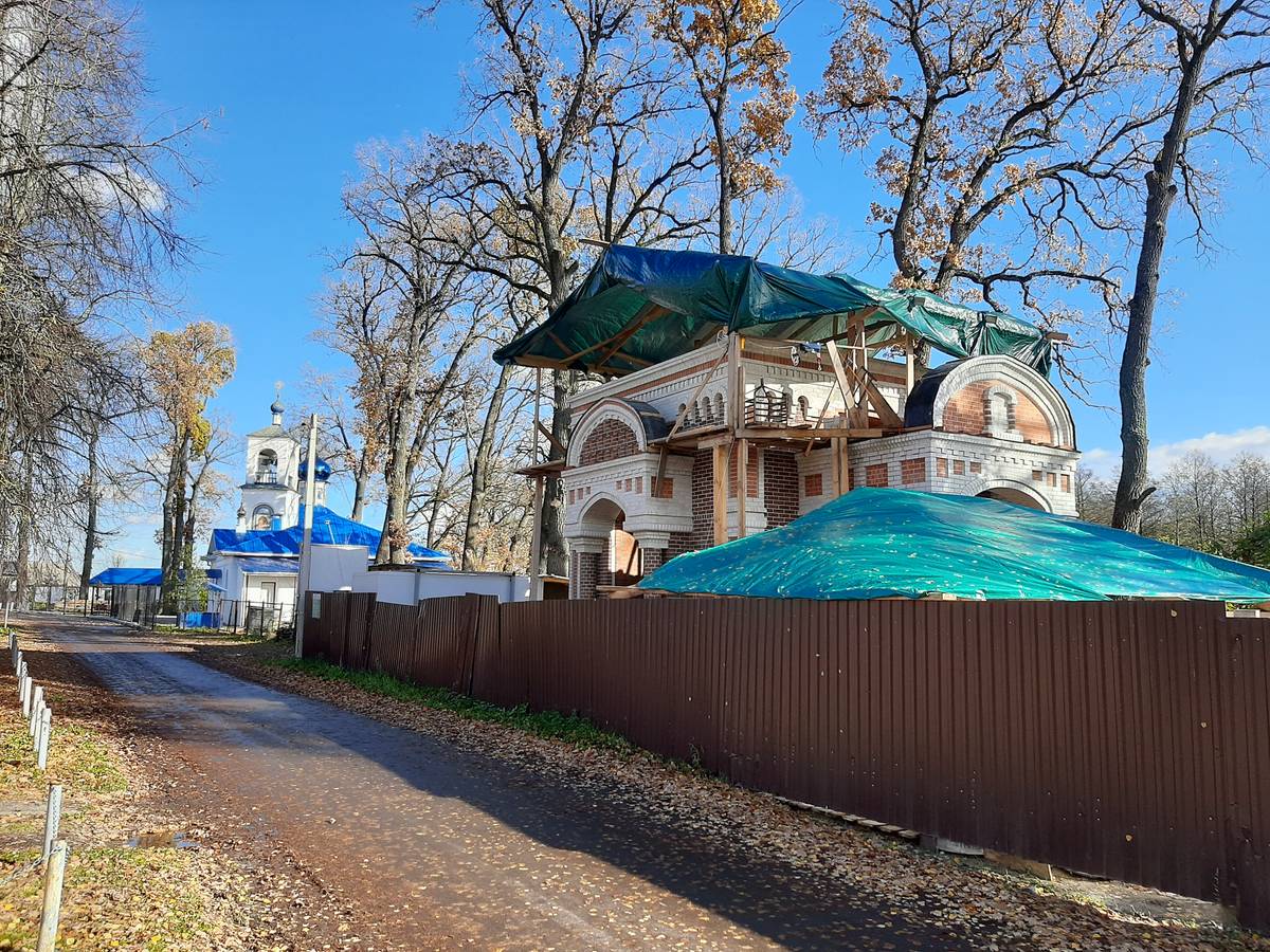 Церковь Серафима Саровского, Навля (Навлинский район, Брянская область). документальные фотографии