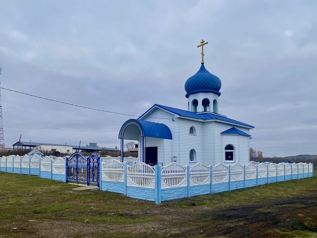Церковь Покрова Пресвятой Богородицы, Огни (Усть-Калманский район, Алтайский край). фасады, Вид с юга