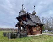 Новотырышкино. Трёх Святителей Великих, часовня