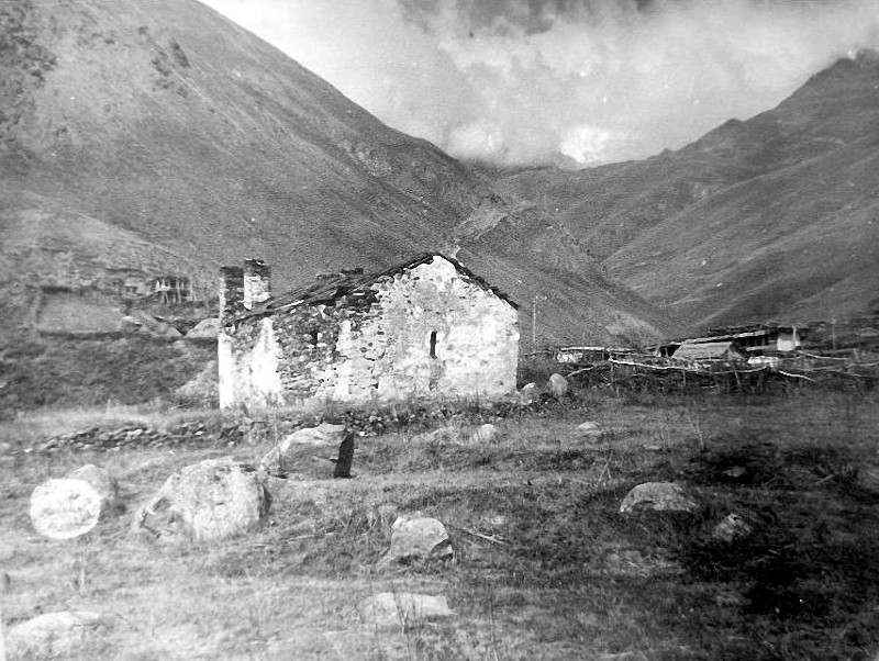 Церковь Георгия Победоносца, Верхний Зарамаг (Алагирский район, Республика Северная Осетия-Алания). архивная фотография, Фото 1961 года из фондов Национального музея Республики Северная Осетия-Алания. Автор Б.Л.Митрофанов