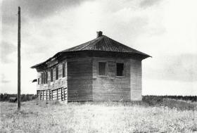 Щукозерье (Большие Озерки). Церковь Владимирской иконы Божией Матери