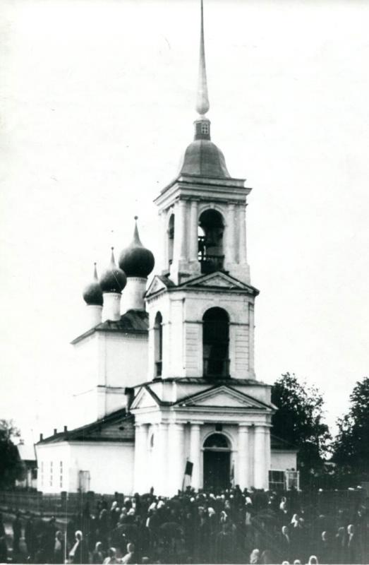 Воскресенская церковь. 1907 г. goskatalog.ru, архивная фотография. Церковь Воскресения Христова, Белозерск (Белозерский район, Вологодская область)