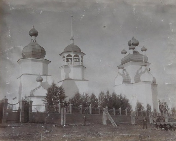 Фотограф Плотников. Из фондов ГНИМА им. А.В. Щусева (с сайта goscatalog.ru, №64766142) , архивная фотография. Храмовый комплекс Чекуевского погоста, Чекуево (Онежский район, Архангельская область)